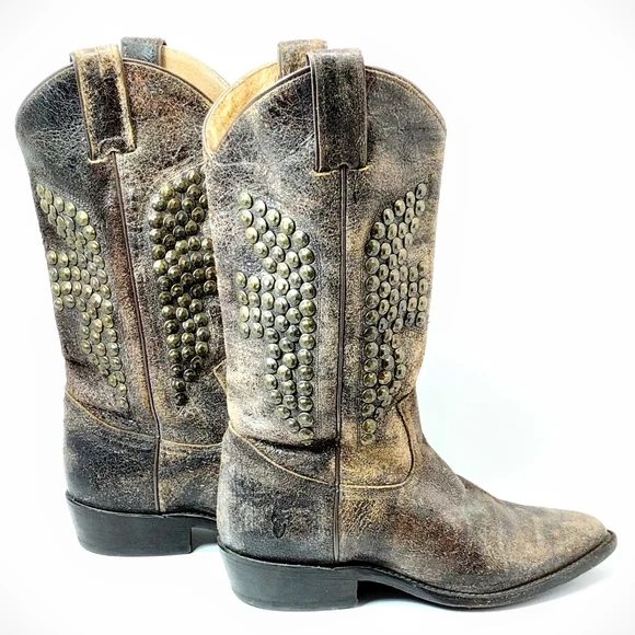 Frye Billy Hammered Cowboy Boot l Vintage Distressed Studded Boots l Size 7 B l - Picture 3 of 10